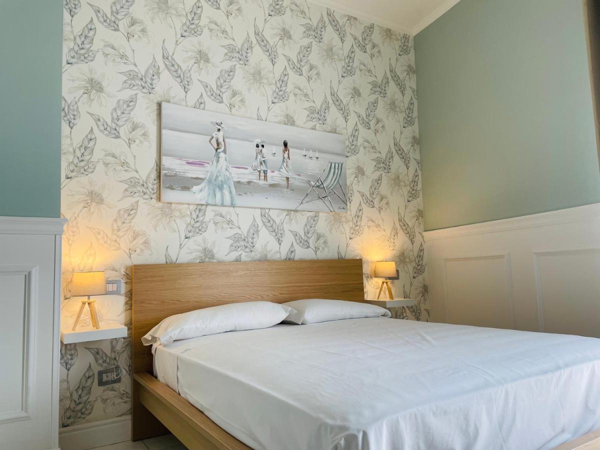 Mirage Rooms Анціо Екстер'єр фото